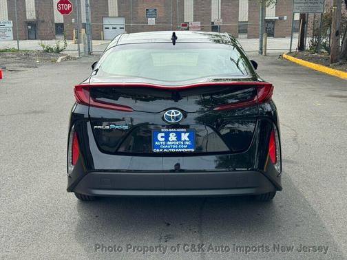 2022 Toyota Prius Prime LE
