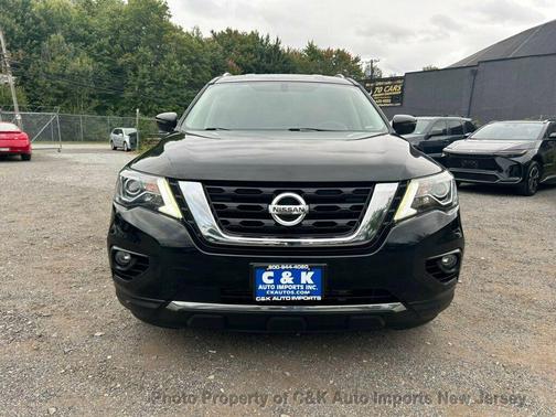 2019 Nissan Pathfinder SV