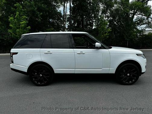 Fuji White 2018 Land Rover Range Rover 3.0L Supercharged HSE