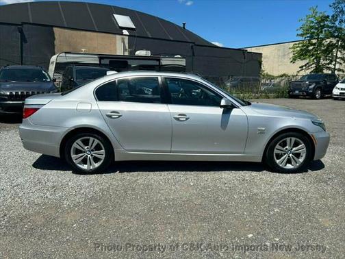 2010 BMW 528 xDrive