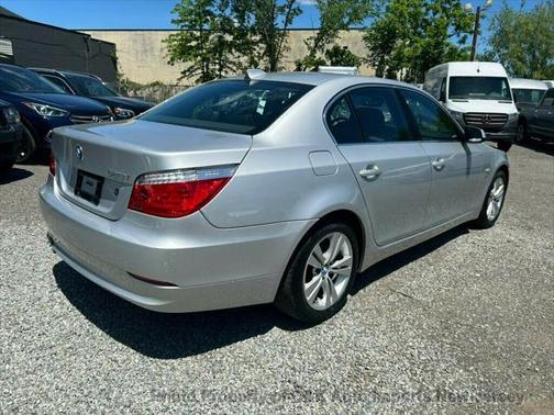 2010 BMW 528 xDrive