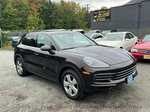 2022 Porsche Cayenne Cayenne