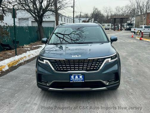 2024 Kia Carnival SX
