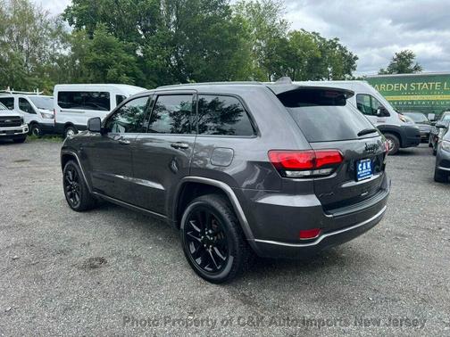 2019 Jeep Grand Cherokee Altitude