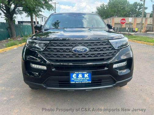 Agate Black Metallic 2023 Ford Explorer XLT
