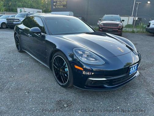 Night Blue Metallic 2017 Porsche Panamera 4S