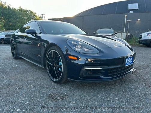 Night Blue Metallic 2017 Porsche Panamera 4S