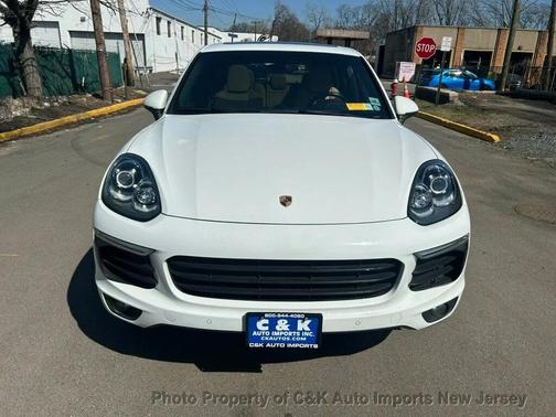 2016 Porsche Cayenne Cayenne