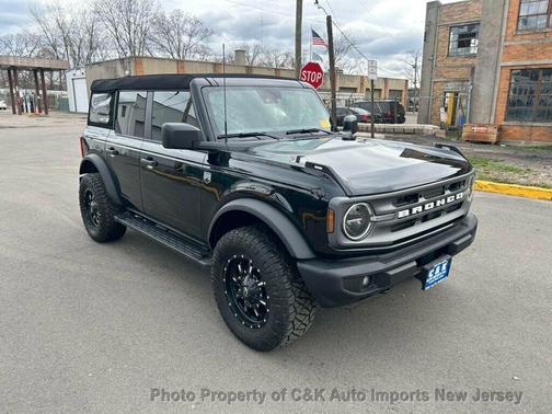 Shadow Black 2023 Ford Bronco Big Bend