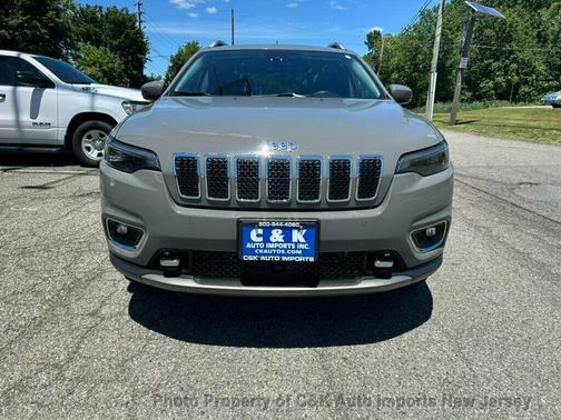 Sting-Gray Clearcoat 2021 Jeep Cherokee Limited