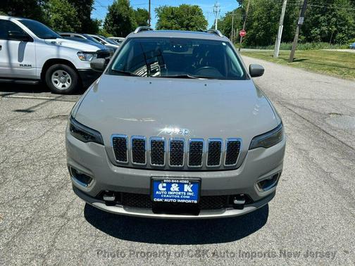 Sting-Gray Clearcoat 2021 Jeep Cherokee Limited