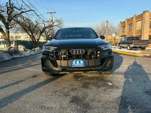 2024 Audi SQ7 4.0T Premium Plus
