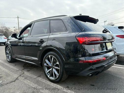 2024 Audi SQ7 4.0T Premium Plus