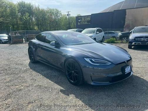 2022 Tesla Model S Plaid