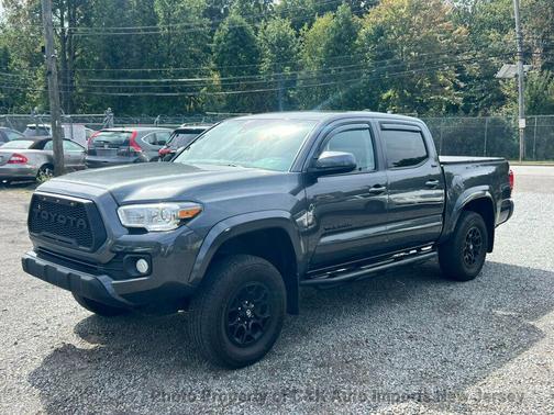 2022 Toyota Tacoma SR