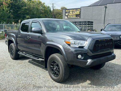 2022 Toyota Tacoma SR