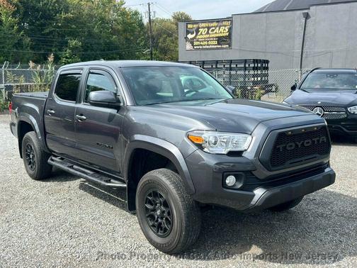 2022 Toyota Tacoma SR