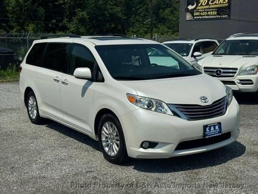 2015 Toyota Sienna XLE Premium