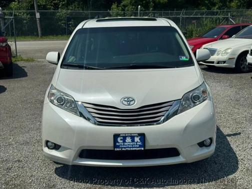 2015 Toyota Sienna XLE Premium