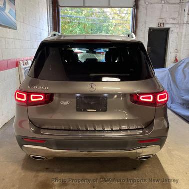 2021 Mercedes-Benz GLB 250 Base
