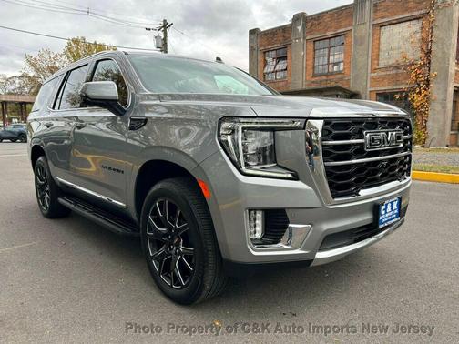2024 GMC Yukon SLT