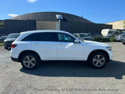 2022 Mercedes-Benz GLC 300 4MATIC