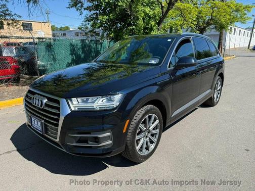 Ink Blue Metallic 2017 Audi Q7 2.0T Premium