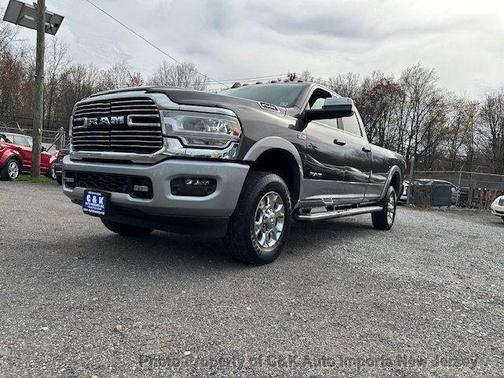 2022 RAM 2500 Laramie Crew Cab 4x4 8' Box