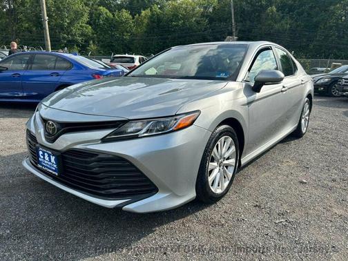 2018 Toyota Camry LE