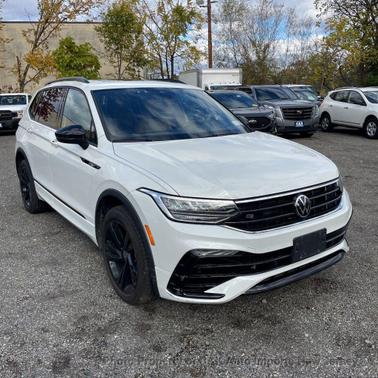 2023 Volkswagen Tiguan 2.0T SE R-Line Black 4MOTION
