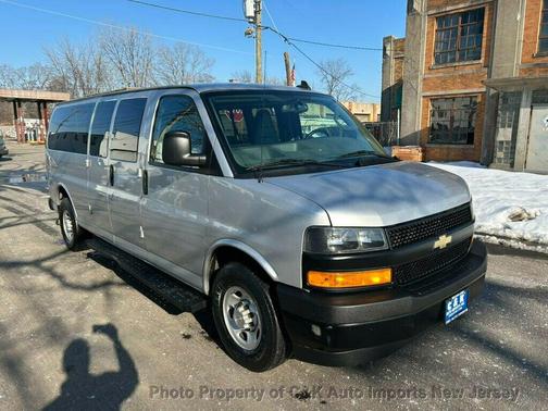 2020 Chevrolet Express 3500 RWD 3500 Extended Wheelbase LS