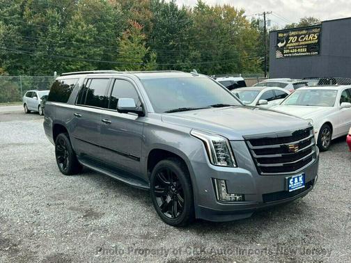 2020 Cadillac Escalade ESV Luxury