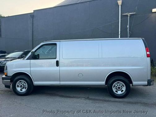 2020 GMC Savana 3500 RWD 3500 Regular Wheelbase Work Van