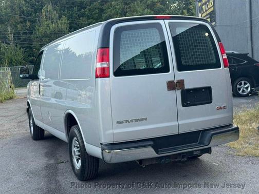 2020 GMC Savana 3500 RWD 3500 Regular Wheelbase Work Van
