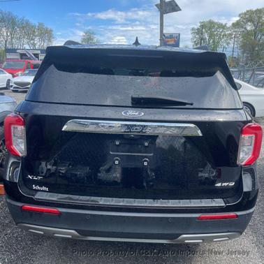 Agate Black Metallic 2023 Ford Explorer XLT