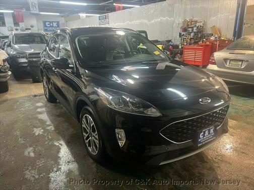 2022 Ford Escape SEL
