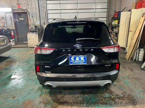 2022 Ford Escape SEL