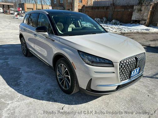 2024 Lincoln Corsair Premiere