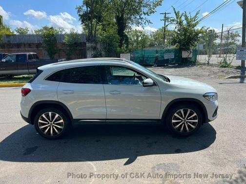2021 Mercedes-Benz GLA 250 Base 4MATIC