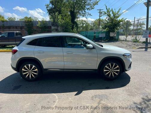 2021 Mercedes-Benz GLA 250 Base 4MATIC