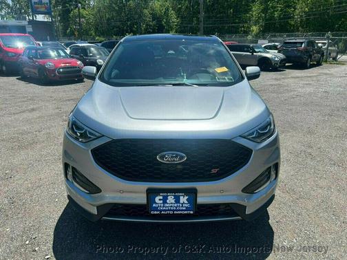 Iconic Silver Metallic 2023 Ford Edge ST