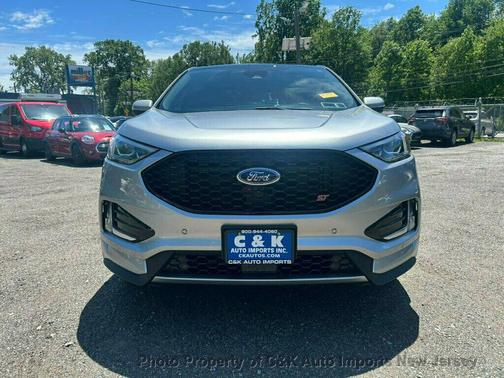 Iconic Silver Metallic 2023 Ford Edge ST