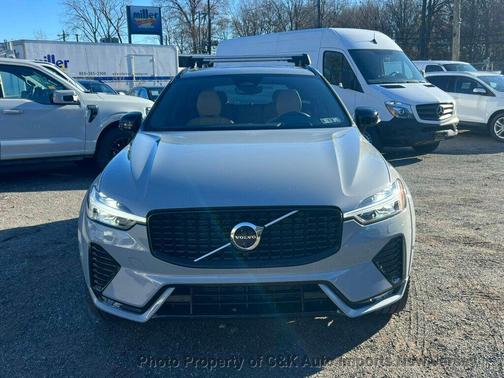 2025 Volvo XC60 B5 AWD Ultra