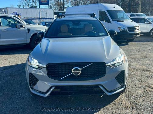 2025 Volvo XC60 B5 AWD Ultra