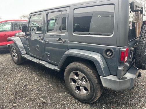 2016 Jeep Wrangler Unlimited Sahara