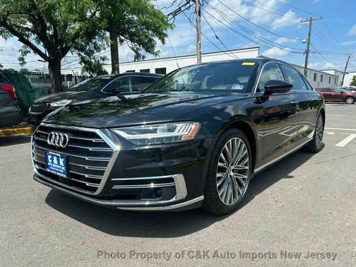 Mythos Black Metallic 2019 Audi A8 55