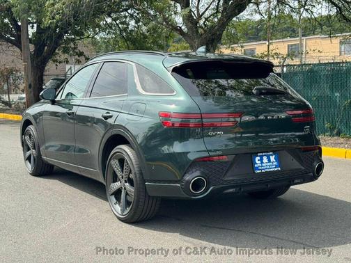 2023 Genesis GV70 2.5T AWD
