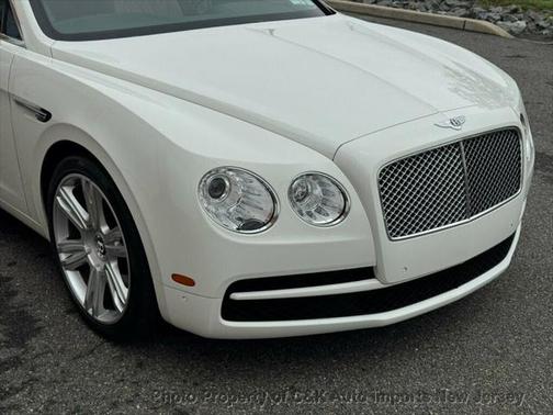 2015 Bentley Flying Spur Base