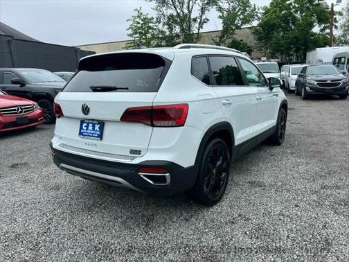2023 Volkswagen Taos 1.5T SE