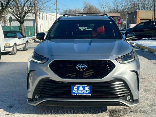 2022 Toyota Highlander XSE